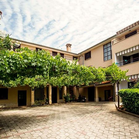 Apartment Matteo Rovinj Luaran gambar