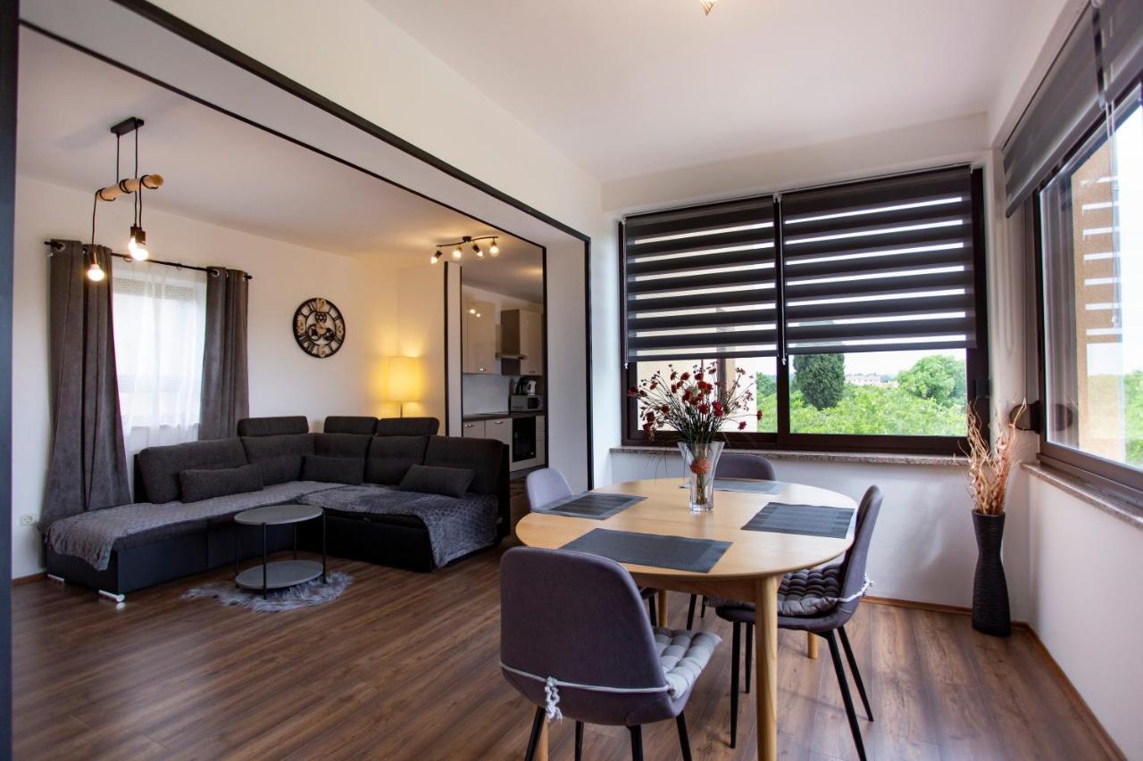 Apartment Matteo Rovinj Luaran gambar