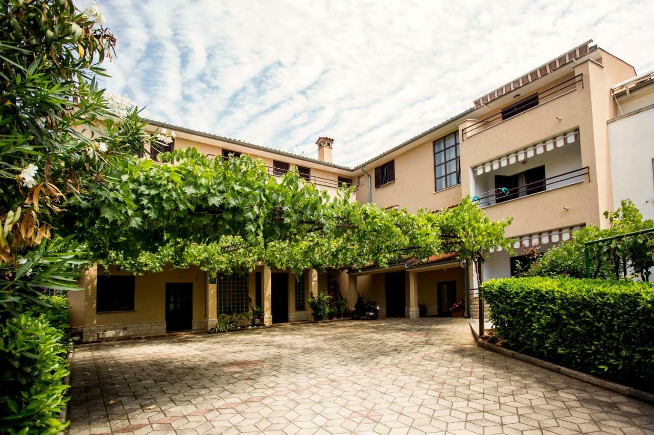 Apartment Matteo Rovinj Luaran gambar